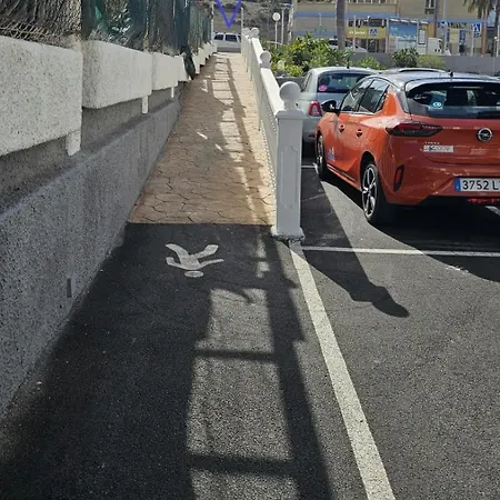 Apartment With Sea View Near The Playa de las Américas