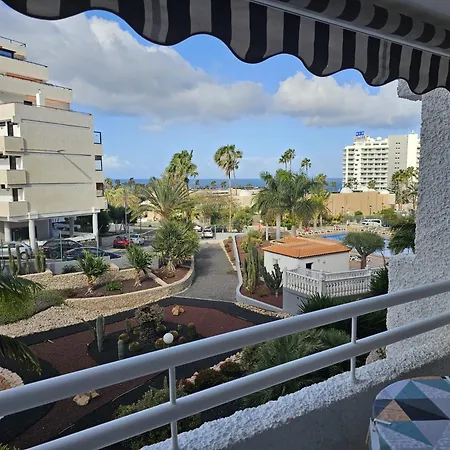 דירה With Sea View Near The *